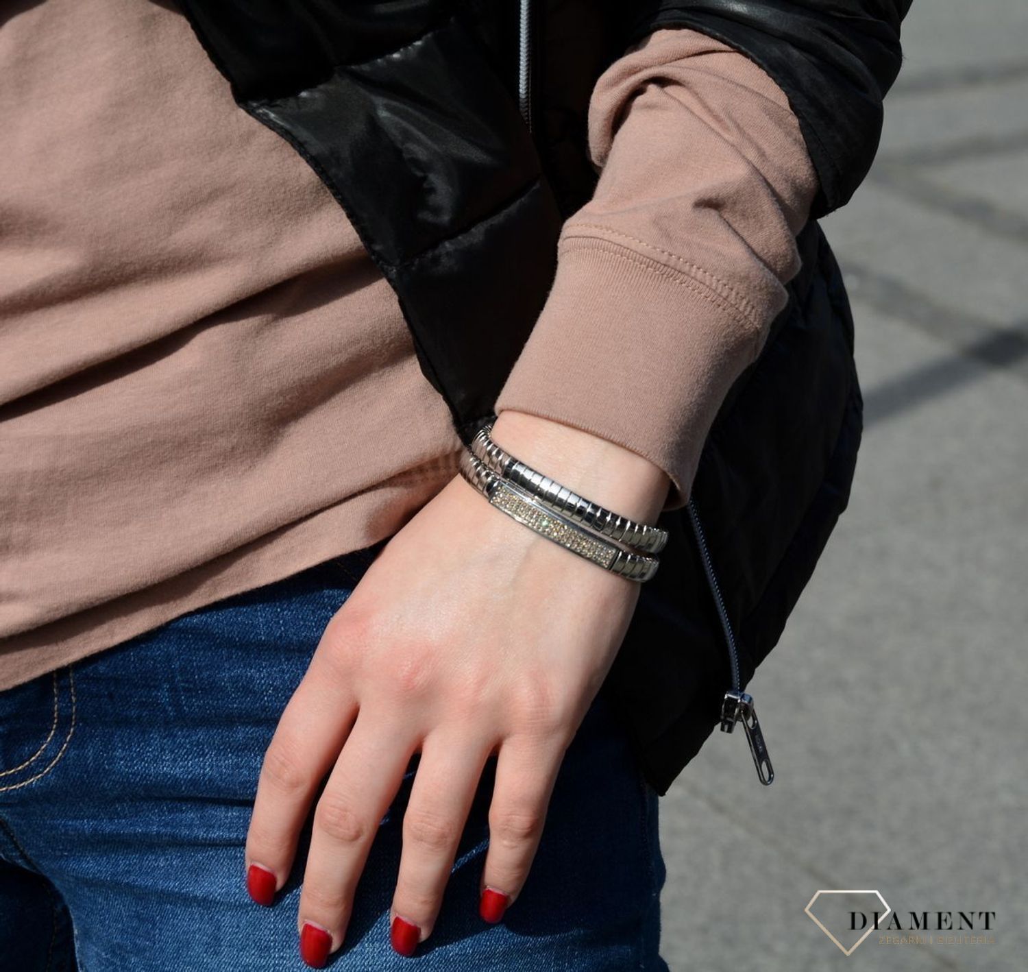 Bransoleta Nomination 043211024 e.jpg